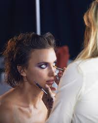 Ember Willowtree: diciembre 2018