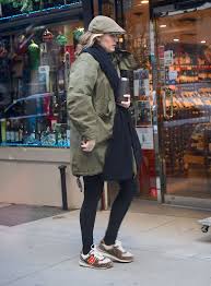 Check spelling or type a new query. Blake Lively Out For Breakfast In New York City 01 09 2020 Celebmafia