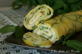 Arrotolate la frittata aiutandovi con la carta forno e infornate ancora per 10 minuti sempre a 180°: Ricetta Rotolo Di Frittata Con Zucchine Con Formaggio Ricettario Tipico