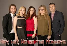 In the year 2043, scavenger james cole (aaron stanford). 12 Monkeys Syfy Cast 12 Monkeys Monkey New Shows