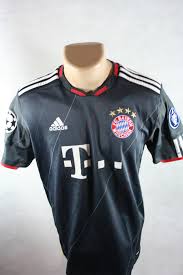 München trikot fcb 9.99 eur ~ 918.90 руб.adidas fc bayern munchen 2004 shirt trikot munich münchen vintage fcb 30.00 eur ~ 2 759.47 руб.fc bayern munchen adidas trikot champions league maglia camiseta shirt 44.44 eur ~ 4 087.69. Adidas Bayern Munchen Trikot 25 Thomas Muller 2010 11 Away Herren S M L Xl Xxl Gunstig Online Kaufen Bestellen Shop Spieler Trikot De Marktplatz Retro Vintage Fussball Trikots Von Superstars