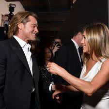 Jennifer aniston revealed that she's buddies with brad pitt as she opened up about their current relationship. Jennifer Aniston Und Brad Pitt Das Sagen Sie Uber Ein Angebliches Liebes Comeback Stars