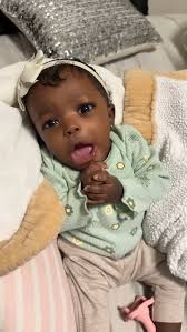 Beautiful!!! Those eyes!