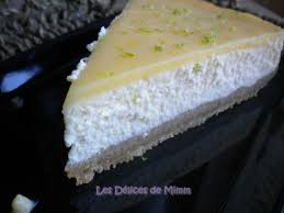 Cheese cake monter la crème avec un batteur électrique en incorporant le sucre petit à petit. Cheesecake Au Citron Et Gagnant Du Livre De Cyril Lignac Les Delices De Mimm