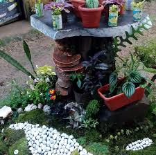 Copy and paste house with garden emoji for iphone, android and get html codes. Emoji Hanging Pots Nes Hel Home Garden Facebook