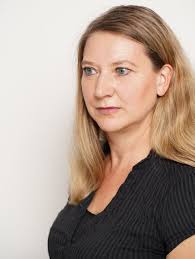 Stephanie Isabel Hunger, speaker, performer, Stuttgart