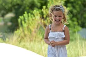 Austin curly hair specialist, deva cuts and rëzocuts custom curl cuts. Hd Wallpaper United States Austin Beautiful Child Smile Curly Hair Wallpaper Flare