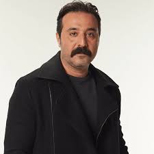 Başına ilginç işler geldi mi? Mustafa Ustundag Kimdir Firat Show Tv