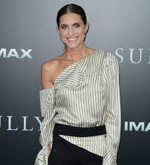 Allison Williams: 'I'll bare all onscreen at 60' | Young Hollywood