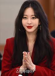 두 사람은 지난해 9월부터 열애 중인. í•œì˜ˆìŠ¬ ë‚¨ì¹œ ê°€ë¼ì˜¤ì¼€ ì¶œì‹  ë²„ë‹ì¬ ì—¬ë°°ìš° ë‚˜ ì•„ëƒ ì •ë©´ëŒíŒŒ í†µí• ê¹Œ Mkì´ìŠˆ ìŠ¤íƒ€íˆ¬ë°ì´