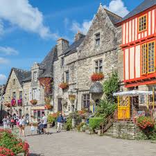 Passion Morbihan On Instagram Le Charme Indeniable De Rochefort En Terre Cyrille Baissac Photos Rochefort Morbihan Terre