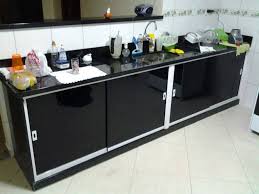 Armario De Pia Em Vidro Temperado Preto 518181 Jpg 900 675 Pias De Cozinha Armario Pia Cozinha Armario De Pia