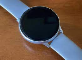 Press and hold the power button of your. How To Turn Off Your Samsung Galaxy Watch Display While Charging Myhealthyapple