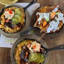 MAC'S FISH & CHICKEN & HOMEMADE DESERTS