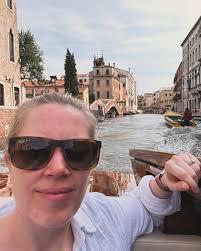 Betsy Fippinger (@bf__casting) • Instagram photos and videos