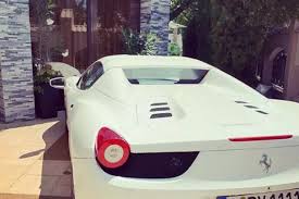 Și sora lui, karmen, a acuzat aceleași probleme. Adrian Minune È™i A FÄƒcut Cadou Un Lamborghini De 400 000 De Euro