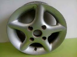 Maybe you would like to learn more about one of these? Rim Hyundai Accent I X 3 1 5 5 5jx13h2 Et35 B Parts