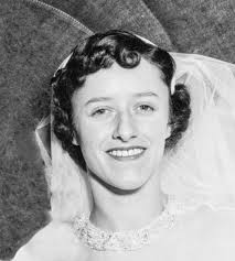 Margaret Lopes's Instagram, Twitter & Facebook