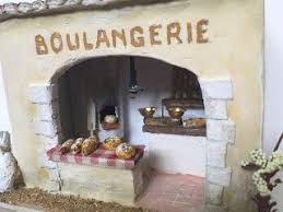 Alambic Pour La Distillation De La Lavande Maison De Maitre Provencale Le Pressoir A Oliv Creche De Noel Bricolage Creche De Noel Deco Village De Noel