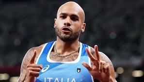 Marcell lamont jacobs (el paso, 26 settembre 1994) è un velocista e lunghista italiano che ha vinto i 60 metri indoor europei a toru nel 2021 e detiene il record nazionale dei 100 metri. O3ux00witflj0m
