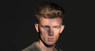 He also went on to portray the title character in the 2016 drama jonathan. Jannis Niewohner Im Interview Uber Seinen Neuen Kinofilm Narziss Und Goldmund