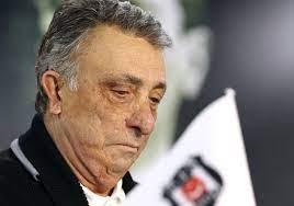 Beşiktaş kulübünün internet sitesinde yer alan bilgiye göre çebi, eski yönetim kurulu üyelerinden serdal adalı, doğan küçükemre ve melih aydoğdu ile kabataşlı beşiktaşlılar derneği başkanı uğur fora'yı ağırladı. Ahmet Nur Cebi Aglamamak Icin Kendimi Zor Tutuyorum Hur Haber