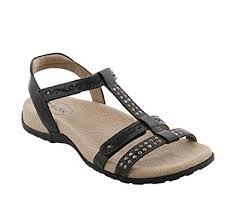 taos footwear womens award sandal