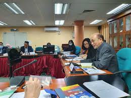 Sekiranya anda, seorang warganegara malaysia yang cukup syarat kelayakan dan berumur tidak kurang. Http Www Sedco Com My V2 Index Php Component Spsimpleportfolio Item 28 Kunjungan Hormat Kepada Dr Mariana Tinggal Setiausaha T