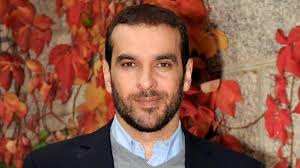 La trayectoria de Luis Merlo, nuevo invitado de 'Pasapalabra': una estrella  de televisión con más de veinte obras de teatro