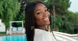 Melinda Berry's Instagram, Twitter & Facebook