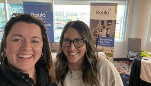 Melanie Garrison's Instagram, Twitter & Facebook