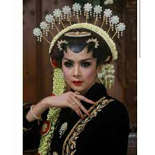 17 foto pernikahan dengan gaun kebaya baju pengantin muslimah hijab syar'i jawa cantik firda+toni wedding di. Perlengkapan Aksesories Set Lengkap Manten Pengantin Wanita Adat Jawa Solo Jogja Murah Shopee Indonesia