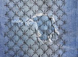 Sashiko Is A Form Of Decorative Reinforcement Stitching Or Functional Embroidery From Japan Traditionally Us Japanese Embroidery Sashiko Embroidery Stitches