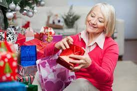 So coming up with gift ideas for women like friends or my sisters is really fun. 50 Best Gifts For A 70 Year Old Woman 2021 Absolute Christmas