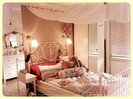 In diesem board geht es um kinderbetten kuschen für eure kleine prinzessin in verschiedenen modellen und farben. Mein Prinzessinen Bett D Lovin It Homestory