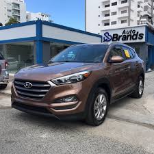 Aside from the availability of apple carplay and android auto smartphone connectivity, the 2018 model doesn't offer much more than the 2016 model. Autobrands Rd Hyundai Tucson 2016 Version Americana Facebook