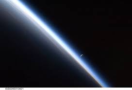 Could Diamond Dust Sprayed Into The Sky Cool Earth Scientific American