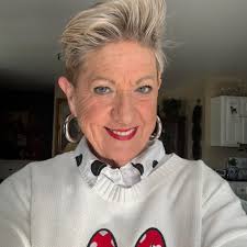 Turkey breast, dressing, fall green beans, mashed potatoes, gravy,  cranberry sauce, rolls & homemade pumpkin pie !