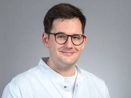 Mitarbeiter — Deutsch