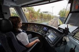 G1 היא הקבוצה המובילה באספקת שירותי אבטחה, בטחון ובטיחות ופועלת בפריסה ארצית. Neue Zuge Fur Die U1 Vag Verkehrs Aktiengesellschaft Nurnberg