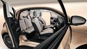 The front logo is the statement of an icon. 2021 Fiat 500e 3 1 Gains A New Rear Door Slashgear