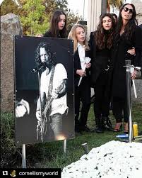 Lily cornell silver, chris' daughter with his first wife, rock manager susan silver, also honored her dad via instagram, sharing a throwback pic of him. Chris Cornell Death Wife Net Worth Height Kids Family Wiki Bio