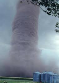 No tornadoes prior to 1950 were officially ranked f5, due to inadequate engineering data and other information on the historical tornadoes. Monster F5 Tornado I Hope Dorothy Made It Home This Time Fenomenos Naturais All Nature Fotografia Da Natureza
