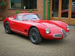 Cette Unique Coupe Sport A Moteur Alfa Romeo A Ete Construit Classic Cars Alfa Romeo Car Wheels