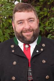 Stephanskirchen: Bayernpartei Kreisverband Rosenheim-Land wählt neue  Vorstandschaft