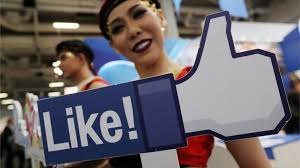 The rumor started in summer 2016 when a website and a facebook page popped up named alive 2017 that 'announced' that daft punk were going to be touring at some point in 2017 and releasing a new album following the tour. Reddit Holds The Secret To Fixing Facebook Bbc News
