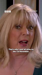 Early Christmas Card Sending Benefits