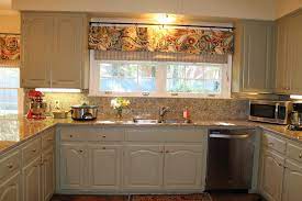 Seamingly Smitten How To Sew A Kitchen Valance Mini Tutorial Modern Kitchen Valance Modern Kitchen Window Kitchen Curtains And Valances
