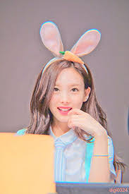 صور منعشة من صنعي تبينه سوي شروط و اكتبي تم Kpop Aesthetic Girl Group Pictures