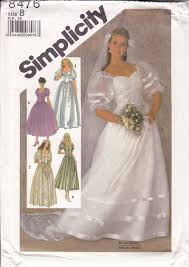80 S Sewing Pattern Vintage Retro 1980 S 80 S Simplicity 8476 Bridal Wedding Dress Gow In 2020 Wedding Dress Patterns Wedding Gown Patterns Wedding Dresses With Straps